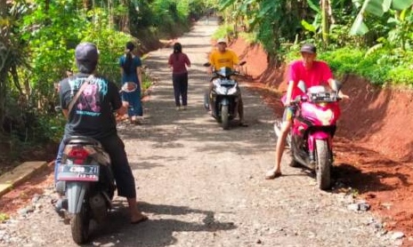TMMD Kodim 0605 Subang Tuntaskan Jalan Di Tenjolaut