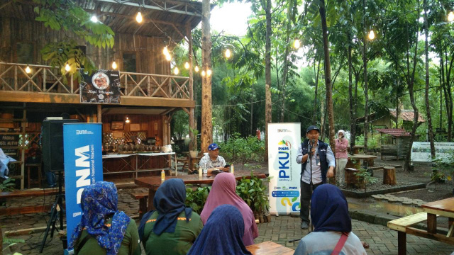 Kolaborasi Dahana dan PNM  Berdayakan Perempuan Petani Hutan