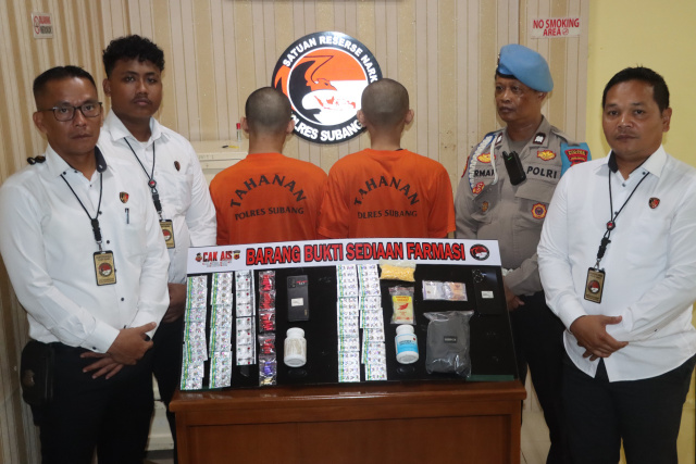Satnarkoba Polres Subang Amankan Pengedar Obat Tanpa Ijin
