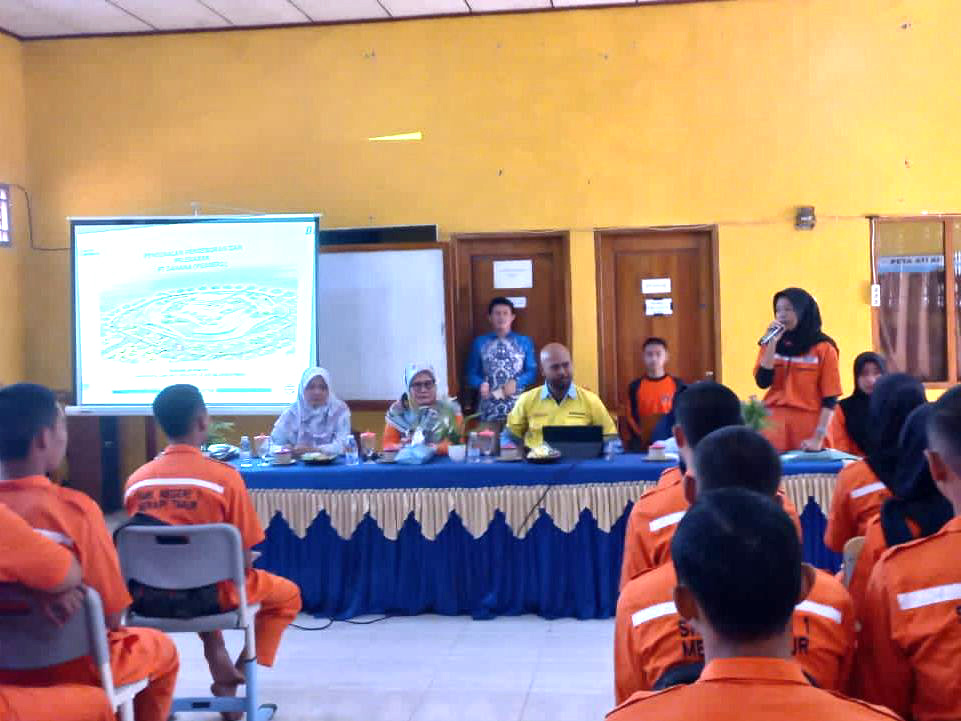 Engineer Dahana Ajari Siswa SMKN Lahat Seputar Pengeboran
