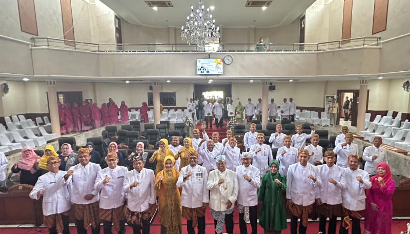 Cukup Hidmat Rapat Paripurna Istimewa DPRD Subang dalam rangka Hari Ulang Tahun Ke-76 Kabupaten Subang