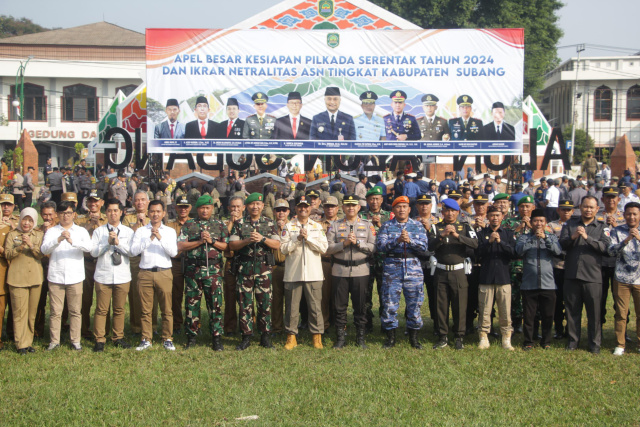 Apel Besar Kesiapan Pilkada Serentak&nbsp; 2024 dan Ikrar Netralitas ASN Kabupaten Subang