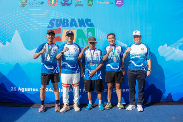 Puluhan Peserta Subang Fun Run 5 K Raih Medali