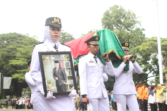 Selamat Jalan Sosok Pejabat Subang Penuh Dedikasi dan Teladan, H.Cecep Supriatin
