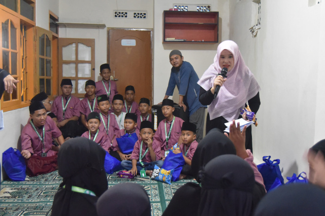 Anak-anak Yatim ini Bahagia Buka Bersama Tatali Wargi Dahana