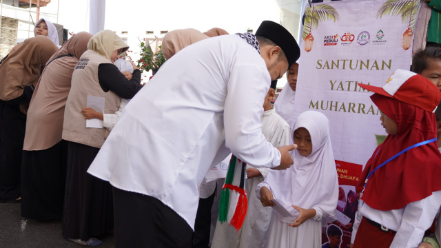 Gebyar Muharram 1447 Hijriyah di As-Syifa Santuni 77 Anak Yatim