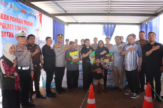 Selain Kick Off Launching Gerakan Pangan Murah Secara Daring. Polres Subang Jual Beras SPHP 5 Kg Rp 11 Ribu