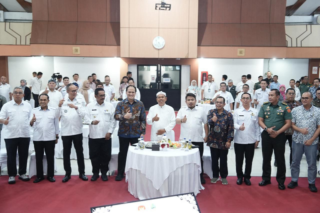Jadi Tuan Rumah Serah Terima Aset Rampasan KPK, Bupati Subang Komitmen Bangun Sistem Pemerintahan yang bersih, dan Bersinergi dengan Pemprov Jabar