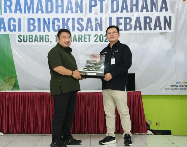 Diapresiasi Bupati Subang, PT Dahana Berbagi 1.500 Bingkisan&nbsp; Bingkisan&nbsp;